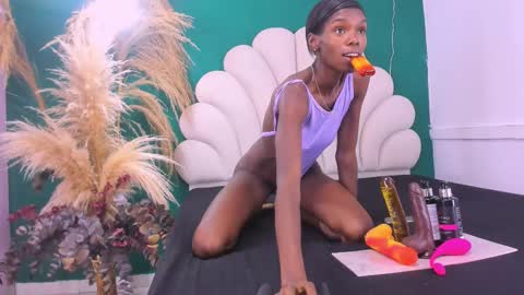 Snapshot of bonieklent chatting on 17, 2, 2025 bonieklent online show from 17, 2, 2025