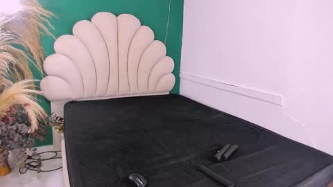 Snapshot of bonieklent chatting on 5, 3, 2025 bonieklent online show from 5, 3, 2025