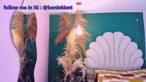 Snapshot of bonieklent chatting on 8, 3, 2025 bonieklent online show from 8, 3, 2025