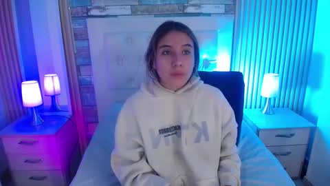 Snapshot of bonnali_lune chatting on 26, 3, 2026 bonnali_lune online show from 26, 3, 2026