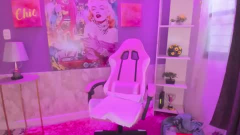 Bonnie online show from 10, 12, 2024