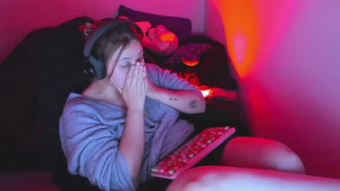 Bonnie Help me reach 500 likes online show from 16, 4, 2026