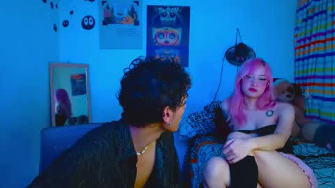 Bonnie Y Ash online show from 22, 9, 2025