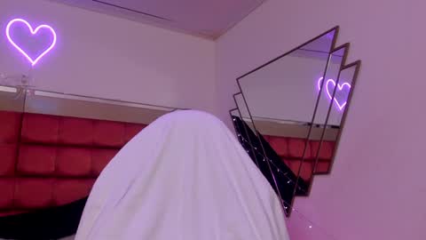   online show from 21, 12, 2024