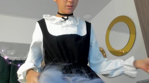   online show from 27, 12, 2024