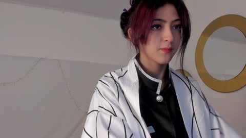   online show from 29, 12, 2024