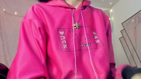   online show from 11, 1, 2025