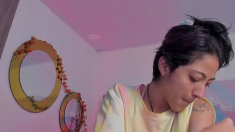   online show from 14, 1, 2025