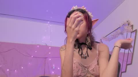   online show from 21, 2, 2025