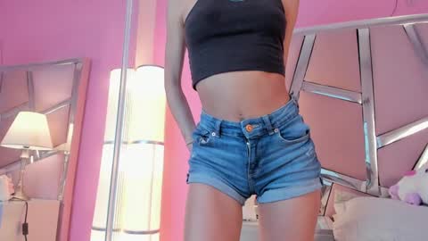 Bonnie  online show from 6, 1, 2025