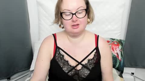 Bonnie online show from 10, 4, 2026