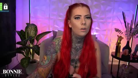 Snapshot of bonniestylez chatting on 28, 10, 2025 Bonnie Stylez online show from 28, 10, 2025