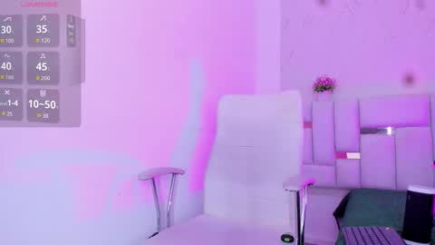 Snapshot of bonniie_blue chatting on 3, 12, 2025 Booniee online show from 3, 12, 2025