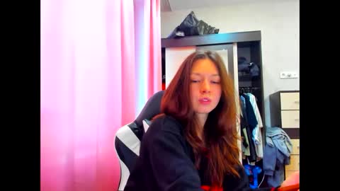Snapshot of bonny_kimberly chatting on 10, 1, 2025 Bonny Kimberly online show from 10, 1, 2025