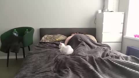 Bonny Kimberly online show from 19, 4, 2026