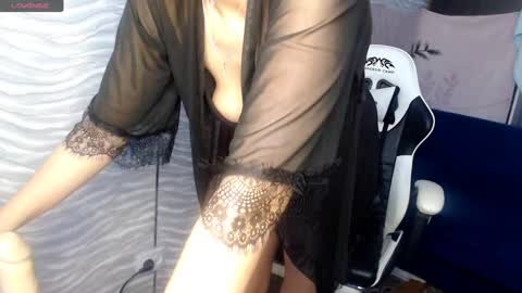 Snapshot of bonny_klyde95 chatting on 8, 3, 2025 bonny_klyde95 online show from 8, 3, 2025