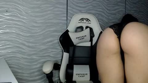 Snapshot of bonny_klyde95 chatting on 13, 10, 2025 bonny_klyde95 online show from 13, 10, 2025