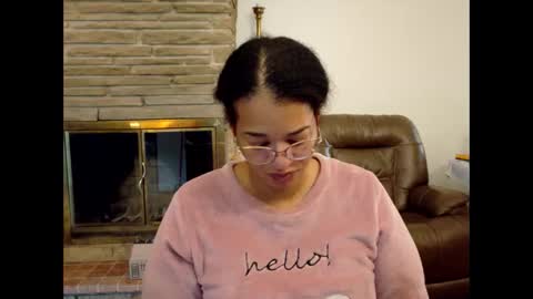 Queen Bon Vivantt online show from 24, 10, 2025