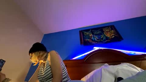 Snapshot of boobookittyfuxx chatting on 3, 11, 2025 boobookittyfuxx online show from 3, 11, 2025