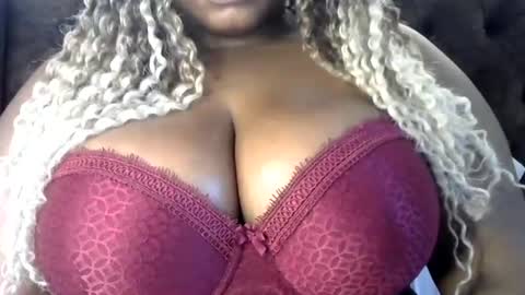 Snapshot of boobvherry chatting on 25, 7, 2026 boobvherry online show from 25, 7, 2026