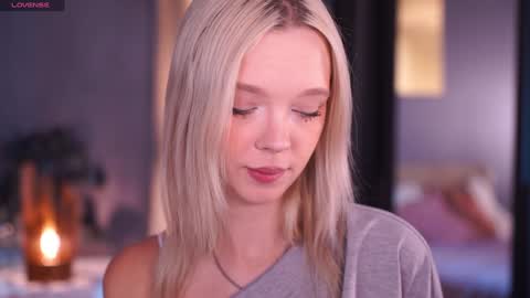 Snapshot of boobybliss chatting on 8, 3, 2026 Alina online show from 8, 3, 2026