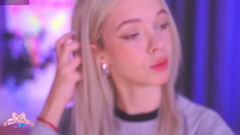 Snapshot of boobybliss chatting on 23, 3, 2026 Alina online show from 23, 3, 2026