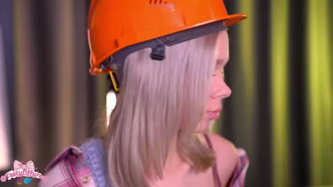 Snapshot of boobybliss chatting on 29, 3, 2026 Alina online show from 29, 3, 2026