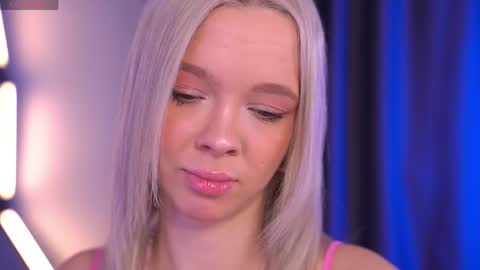 Snapshot of boobybliss chatting on 21, 4, 2026 Alina online show from 21, 4, 2026