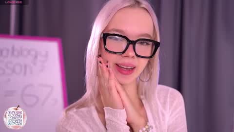 Snapshot of boobybliss chatting on 18, 7, 2026 Alina online show from 18, 7, 2026