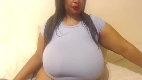 boobyqueen online show from 16, 12, 2025