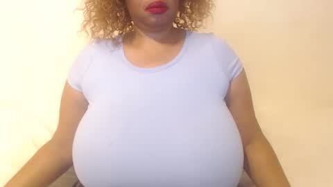 boobyqueen online show from 18, 12, 2025