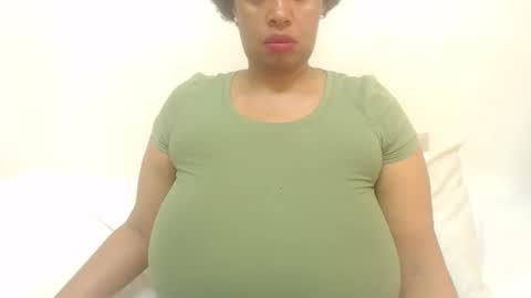 Snapshot of boobyqueen24 chatting on 13, 3, 2026 boobyqueen online show from 13, 3, 2026