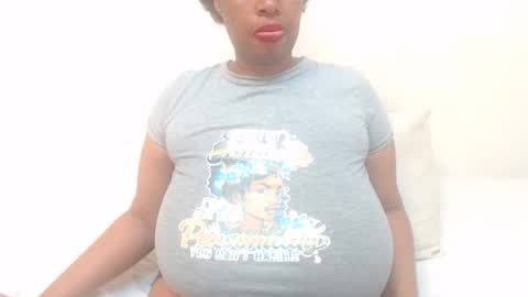 Snapshot of boobyqueen24 chatting on 6, 4, 2026 boobyqueen online show from 6, 4, 2026