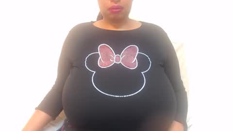 Snapshot of boobyqueen24 chatting on 28, 4, 2026 boobyqueen online show from 28, 4, 2026