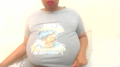 Snapshot of boobyqueen24 chatting on 30, 4, 2026 boobyqueen online show from 30, 4, 2026