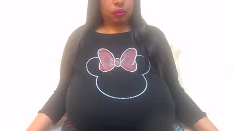 Snapshot of boobyqueen24 chatting on 21, 5, 2026 boobyqueen online show from 21, 5, 2026
