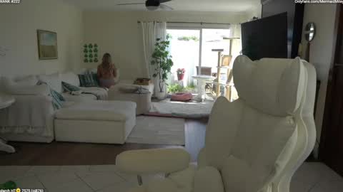 Snapshot of boobznbeer chatting on 7, 3, 2026 Miley online show from 7, 3, 2026