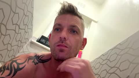 boomfxx1985 online show from 1, 11, 2025