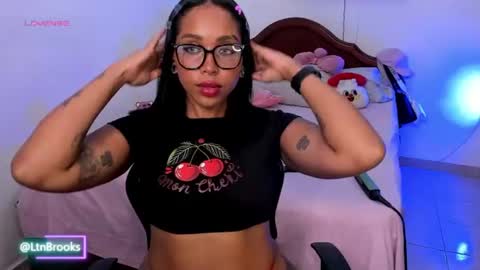 Anna Brooks  online show from 21, 7, 2026