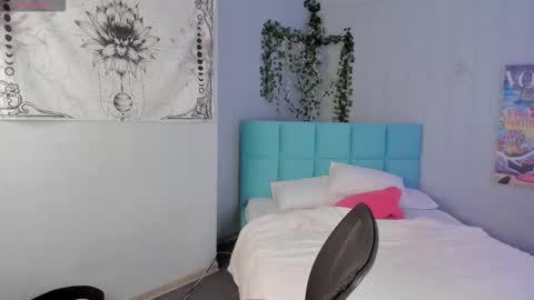 Snapshot of booozekirs_ chatting on 27, 3, 2026 Milena online show from 27, 3, 2026