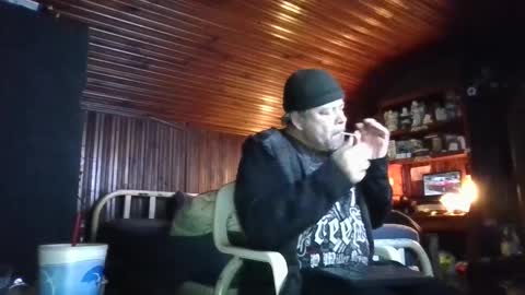 Booshwa online show from 7, 2, 2025