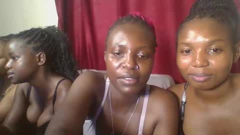Snapshot of bootie_caramel chatting on 19, 2, 2025 bootie_caramel online show from 19, 2, 2025