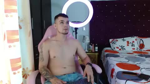 booyhott_ online show from 30, 10, 2025