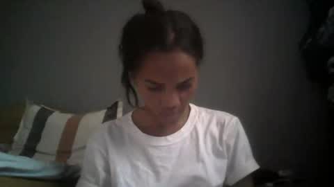 Snapshot of boozyart chatting on 22, 10, 2025 boozyArt online show from 22, 10, 2025