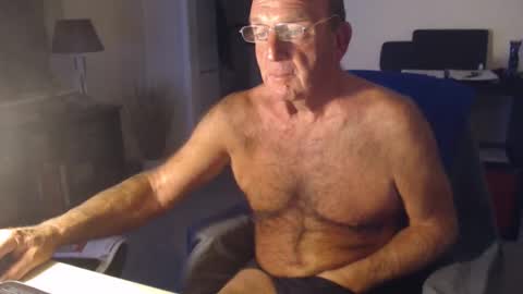 Snapshot of boppy21 chatting on 16, 9, 2025 Boppy21 online show from 16, 9, 2025