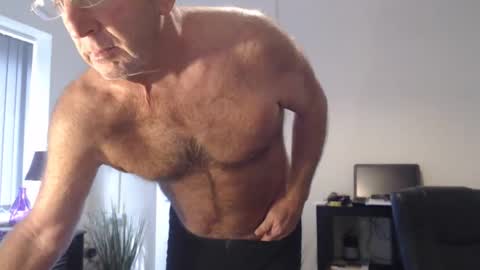 Snapshot of boppy21 chatting on 10, 4, 2026 Boppy21 online show from 10, 4, 2026