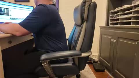 Boredhorndog online show from 10, 4, 2026