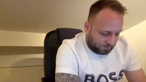 Snapshot of boris566693 chatting on 8, 6, 2026 hugo online show from 8, 6, 2026