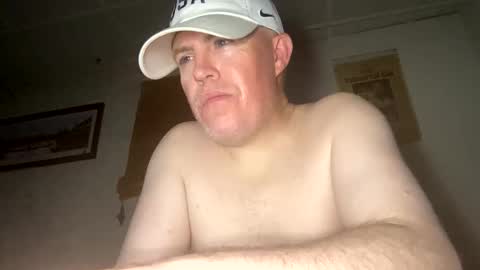 Snapshot of bostonirish45 chatting on 15, 4, 2026 bostonirish45 online show from 15, 4, 2026