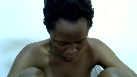 Snapshot of bouncy_vee chatting on 20, 7, 2026 bouncy_vee online show from 20, 7, 2026